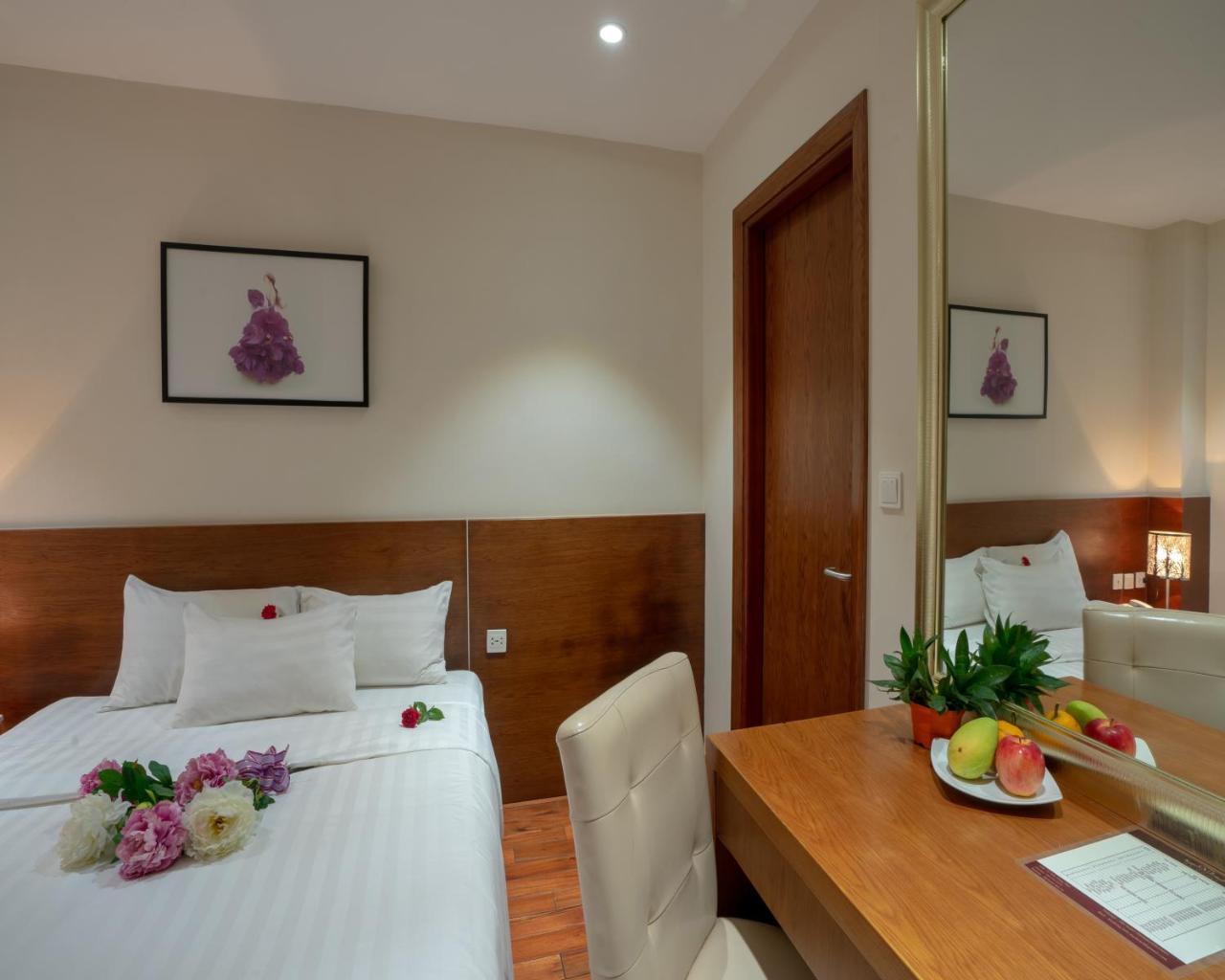 Hovi Universal - My Hotel Hanoi Buitenkant foto